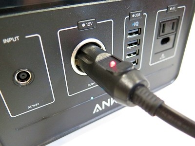 Anker PowerHouseに3mケーブルを接続